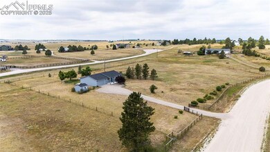 33591 Bow Meadows Cir, Elizabeth, CO 80107 - photo 2