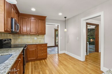 261 Pemberwick Rd, Greenwich, CT 06831 - photo 3