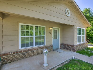 807 N 8th St, Sapulpa, OK 74066 - photo 5