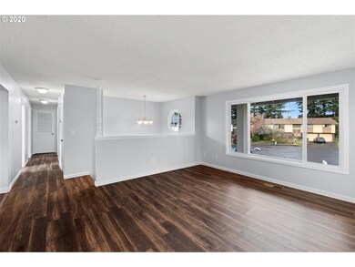 614 SW 19th Cir, Troutdale, OR 97060 - photo 3