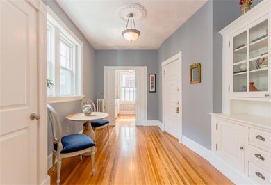 20 Parkway Rd unit 3, Brookline, MA 02445 - photo 2