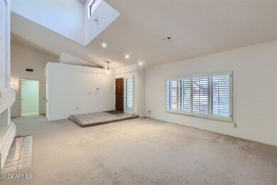 921 E Citation Ln, Tempe, AZ 85284 - photo 6