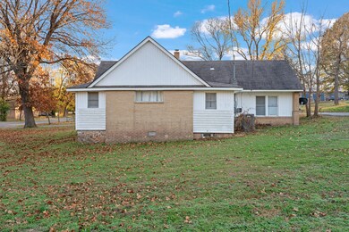 602 S Spring St, Grove, OK 74344 - photo 4