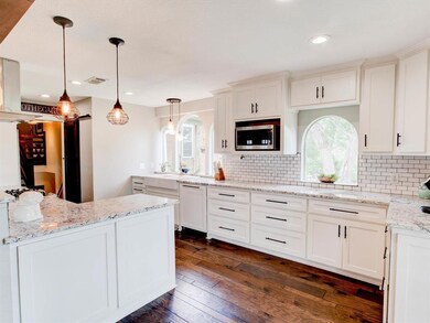 1312 Bois d Arc St, Weatherford, TX 76086 - photo 7