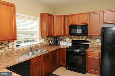 35343 River Bend Dr, Locust Grove, VA 22508 - photo 2