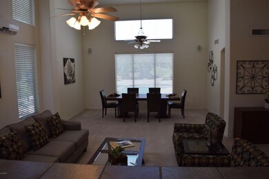 LIVING RM