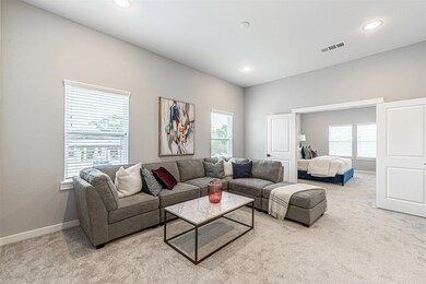 834 Berry Sage Ln, Houston, TX 77022 - photo 6