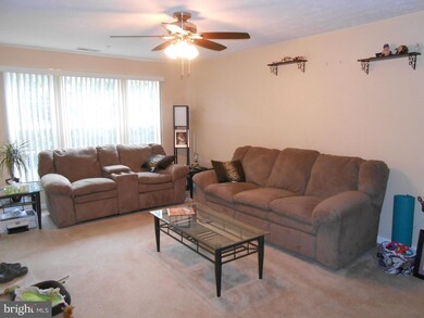 19 Brook Farm Ct unit B, Perry Hall, MD 21128 - photo 3