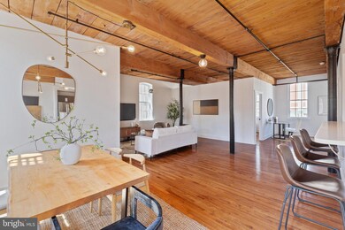 205 15 Cuthbert St unit 301, Philadelphia, PA 19106 - photo 2