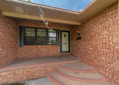 1403 S 10th St, McAlester, OK 74501 - photo 2