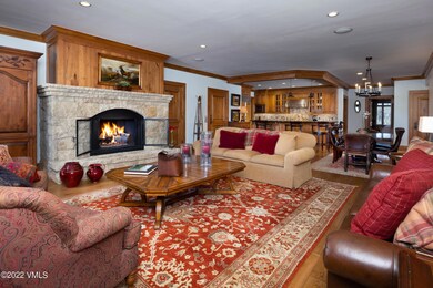 HorizonPass208_Living3