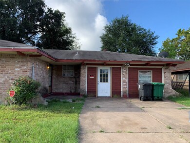 1703 Rainy River Dr, Houston, TX 77088 - photo 4