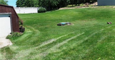 46150 Wyoming Ave, East Liverpool, OH 43920 - photo 3