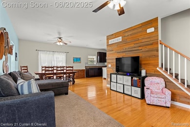 Leads to Kitchen