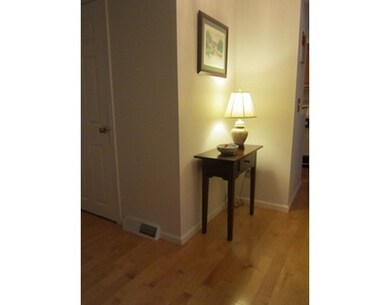 162 Laurelwood Dr unit 162, Hopedale, MA 01747 - photo 3