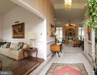 5210 Equestrian Dr, Sykesville, MD 21784 - photo 3