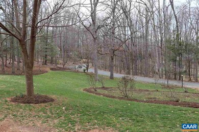 521 Rookwood Place, Charlottesville, VA 22903 - photo 2