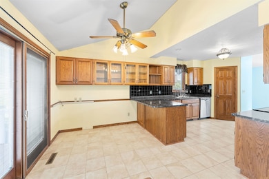 1311 E Magnolia Rd, Salina, KS 67401 - photo 7