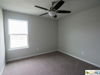 908 Leah Dr, Troy, TX 76579 - photo 2