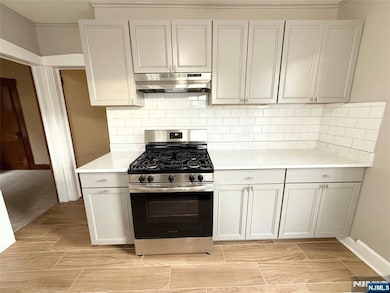 140 Westervelt Ave unit 1, Hawthorne, NJ 07506 - photo 5