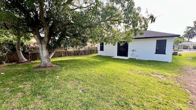 1580 W 32nd St, Riviera Beach, FL 33404 - photo 3