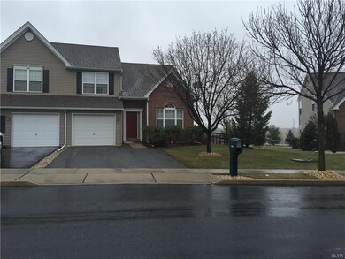 1481 Kennington Ln, Macungie, PA 18062 - photo 2