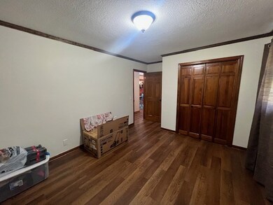 4863 Youngie Fussell Rd, Ambrose, GA 31512 - photo 7