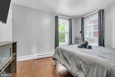 905 W Marshall St, Norristown, PA 19401 - photo 4