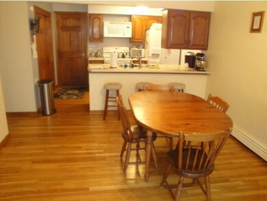 Kitchen With Breakfast Bar