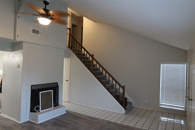 15326 Mcconn St, Webster, TX 77598 - photo 4