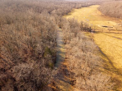 476 Acre land with a 2 bed 2 bath house0