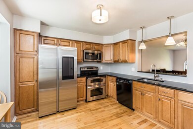 8022 Upperfield Ln, Owings Mills, MD 21117 - photo 5