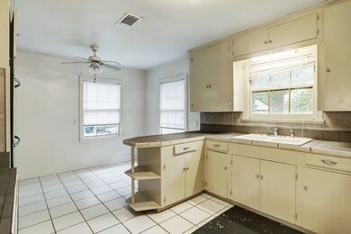 4822 Ventura Ln, Houston, TX 77021 - photo 5