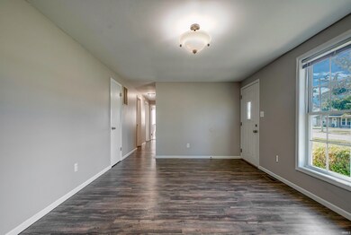 2904 Pinewood Dr, Fort Wayne, IN 46809 - photo 4