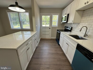 1844 Trenleigh Rd, Parkville, MD 21234 - photo 4