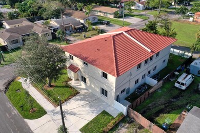 785 SW 7th Ave unit B, Hallandale Beach, FL 33009 - photo 2