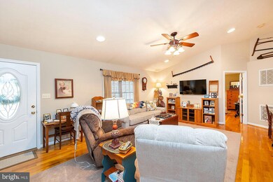 236 Chestnut Grove Rd, Winchester, VA 22603 - photo 6