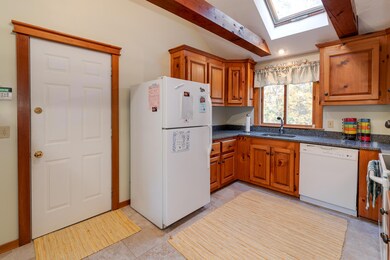 4 Sachem Cir, East Sandwich, MA 02537 - photo 2