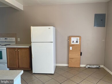 386 Lincoln Way E unit 1, Chambersburg, PA 17201 - photo 4