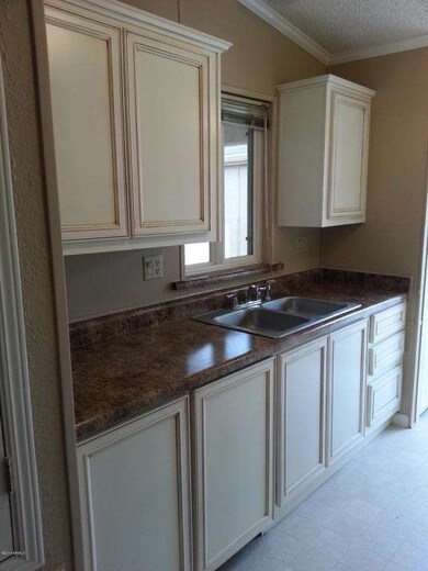Augusta kitchen