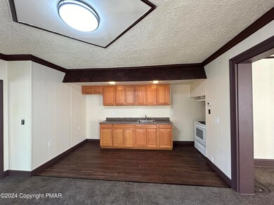 205 N 6th St unit 205A, Stroudsburg, PA 18360 - photo 6