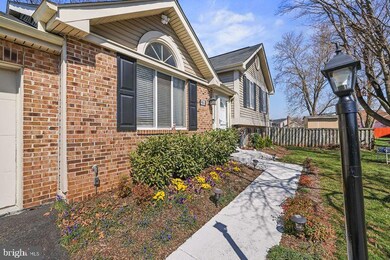 9856 Nimitz Ct, Manassas, VA 20109 - photo 5