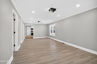 2905 Plunkett Ave, Schenectady, NY 12306 - photo 4