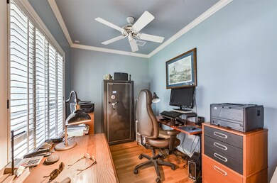 1327 Glourie Dr, Houston, TX 77055 - photo 5