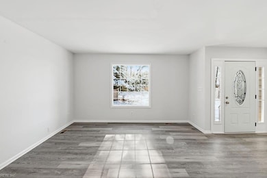 828 Connors Dr, Newport News, VA 23608 - photo 4