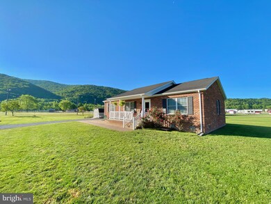 112 Meadow Ln, Franklin, WV 26807 - photo 7