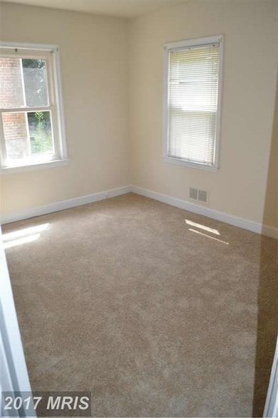 5204 57th Ave, Hyattsville, MD 20781 - photo 4