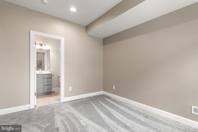 226 Valerie Ln, Wayne, PA 19087 - photo 4