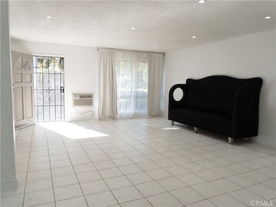 14802 Newport Ave unit 2B, Tustin, CA 92780 - photo 3