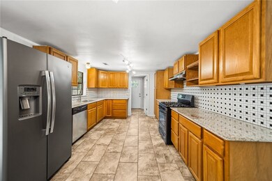 13021 Red Oak Ln, Rogers, AR 72756 - photo 3